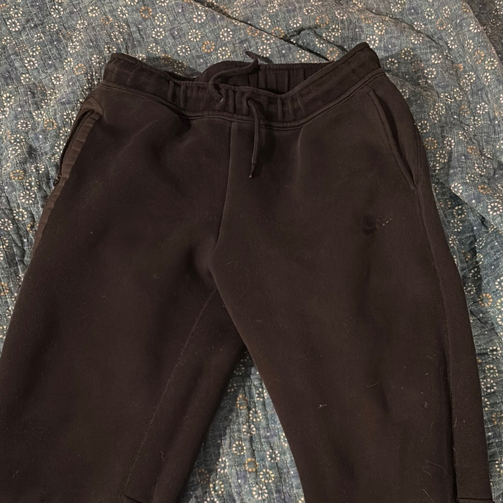 Kids Nike tech pants